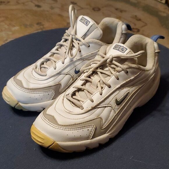 Vintage Nike walk cross training shoes - Picture 3 of 12